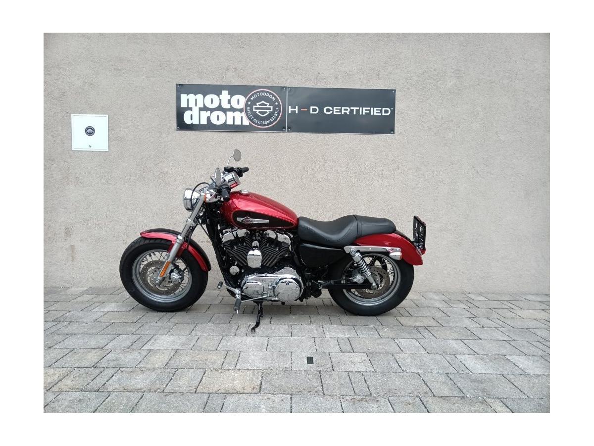 2012 Harley-Davidson Sportster XL 1200C Custom