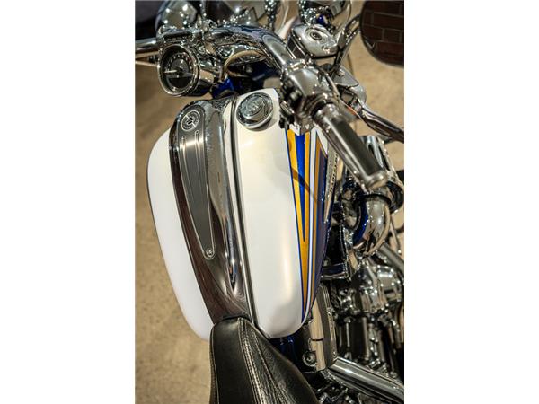 FLSTNSE CVO Softail Deluxe CVO