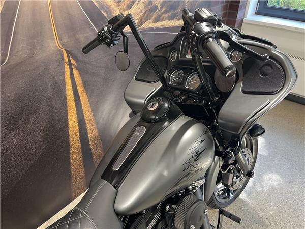 FLTRUSE CVO ROAD GLIDE ULTRA Jekill & Hyde uvm