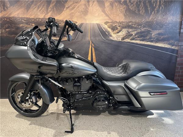 FLTRUSE CVO ROAD GLIDE ULTRA Jekill & Hyde uvm