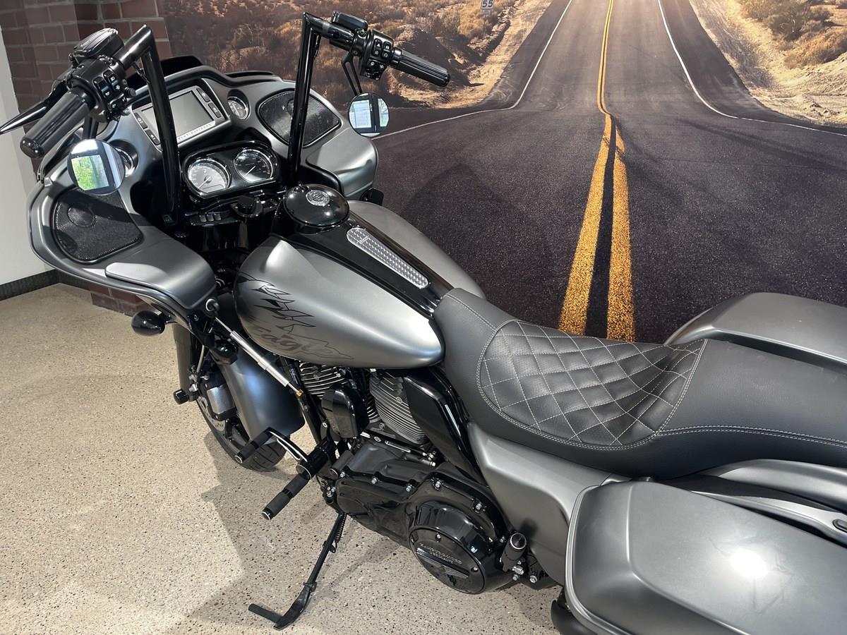 FLTRUSE CVO ROAD GLIDE ULTRA Jekill & Hyde uvm