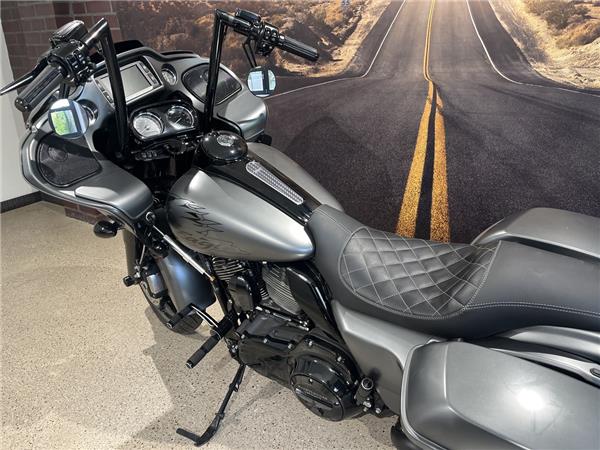 FLTRUSE CVO ROAD GLIDE ULTRA Jekill & Hyde uvm