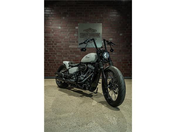 FXBBS Softail Street Bob UMBAU