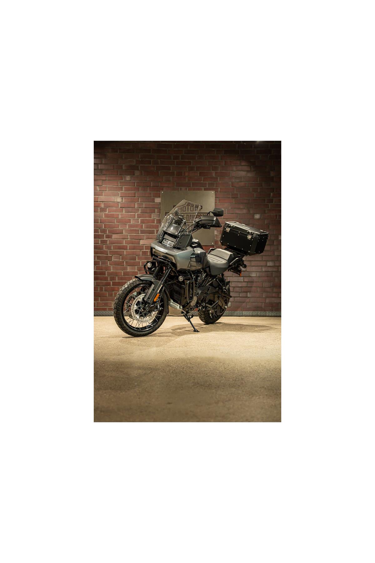 RA1250S Pan America Special 