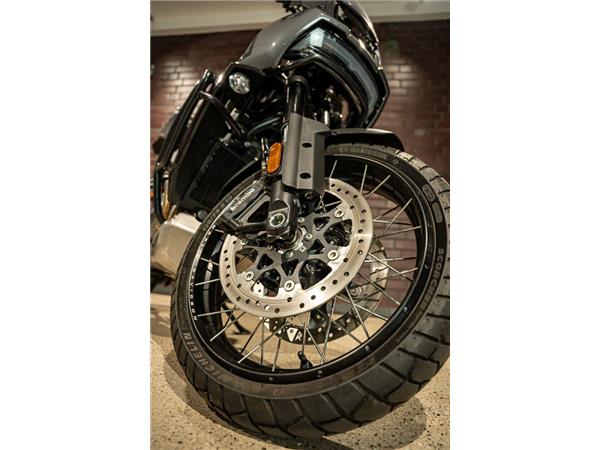 RA1250S Pan America Special 