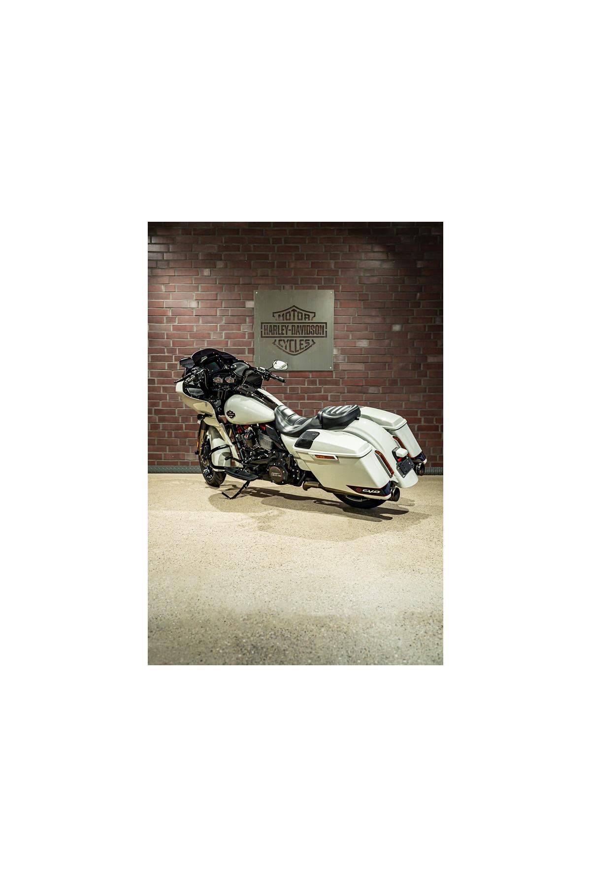 FLTRXSE CVO ROAD GLIDE KLAPPENAUSPUFF