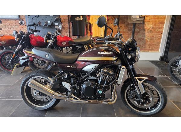 Kawasaki Z900RS