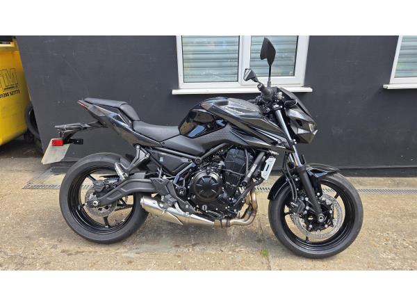 Kawasaki Z650S