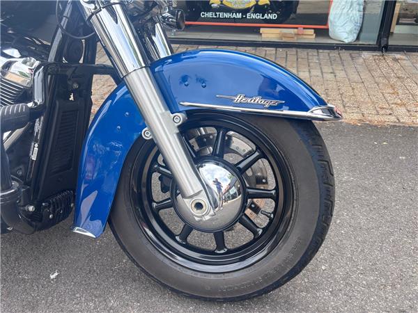 2022 HARLEY-DAVIDSON SOFTAIL FLHC HERITAGE CLASSIC