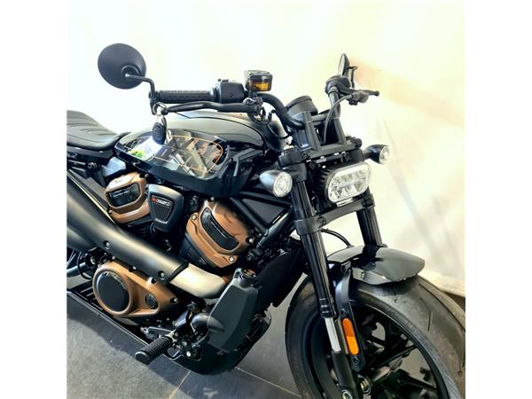 HARLEY-DAVIDSON SPORTSTER S 