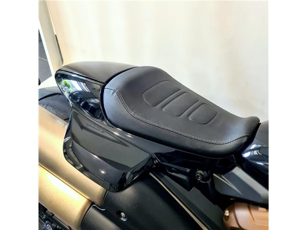 HARLEY-DAVIDSON SPORTSTER S 