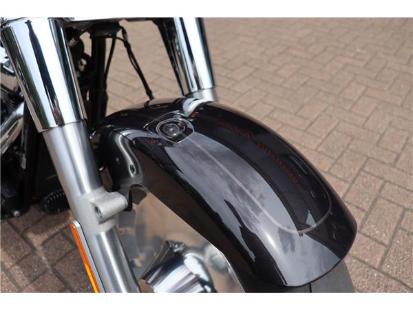 2021 HARLEY-DAVIDSON FAT BOY 114