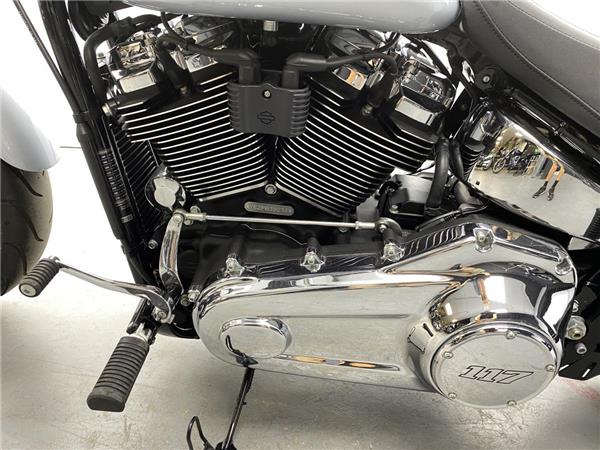 2023 Harley-Davidson Breakout
