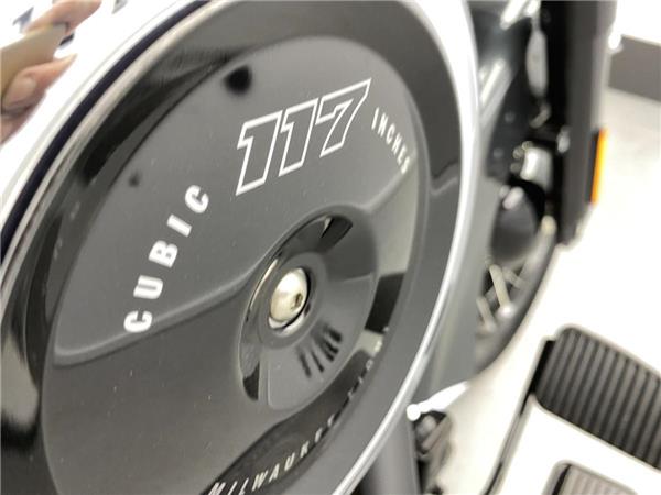 2025 Harley-Davidson Heritage Classic
