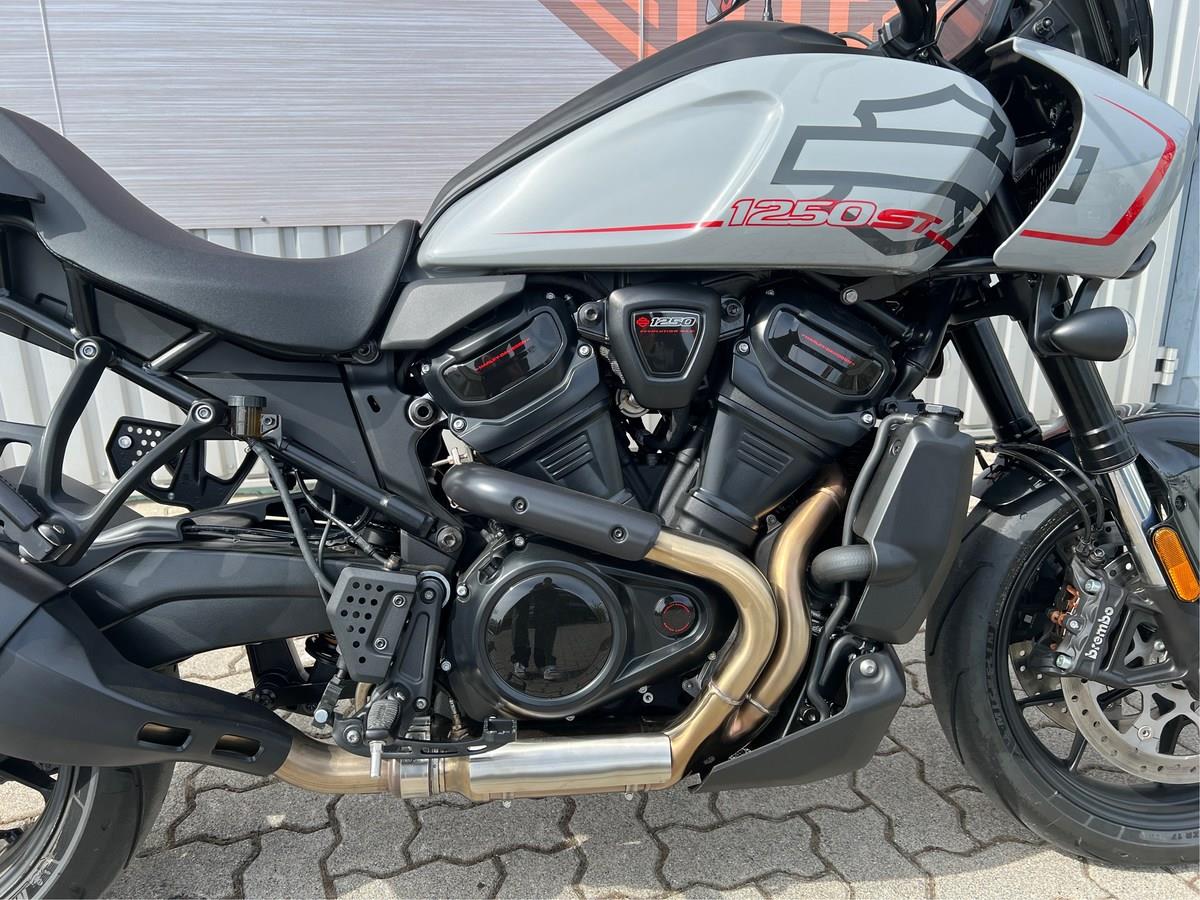 RA1250ST Pan America ST 