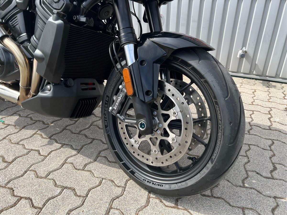 RA1250ST Pan America ST 