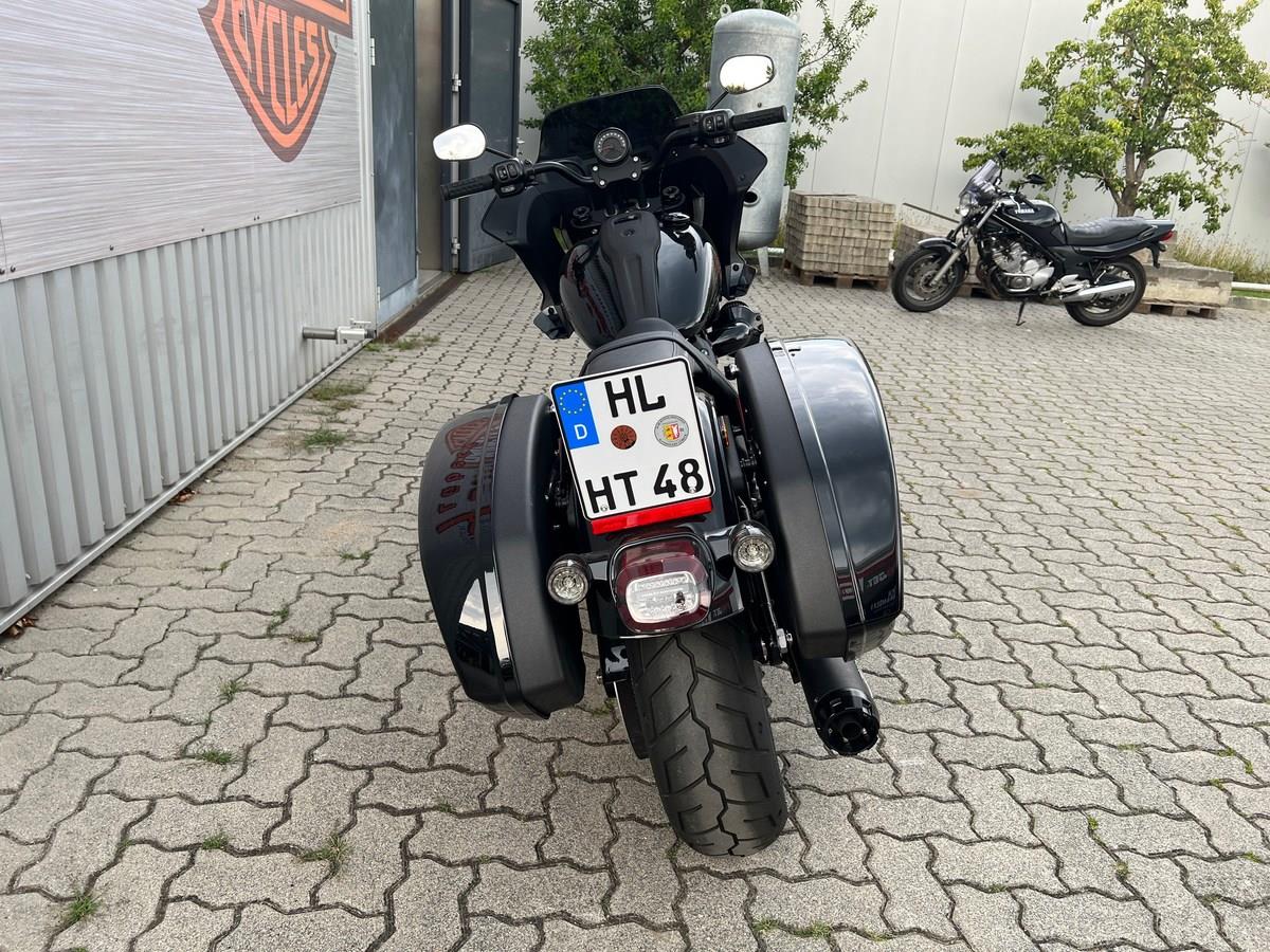 FXLRST Low Rider ST ZARD-Auspuff
