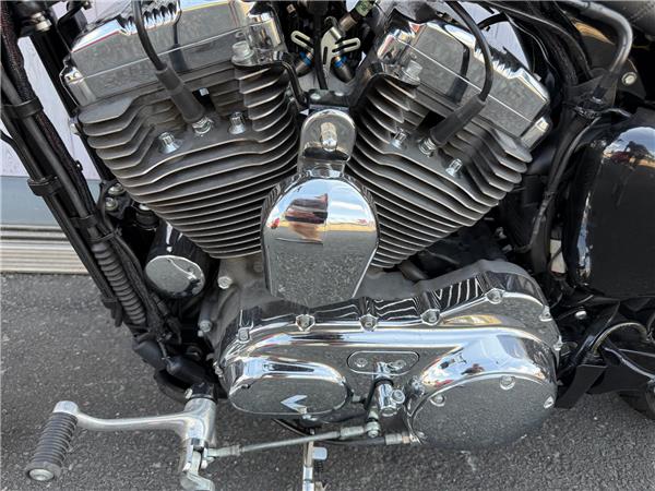 2016 HARLEY-DAVIDSON SPORTSTER XL1200V SEVENTY TWO