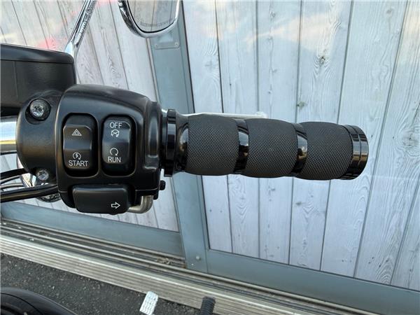 2016 HARLEY-DAVIDSON SPORTSTER XL1200V SEVENTY TWO