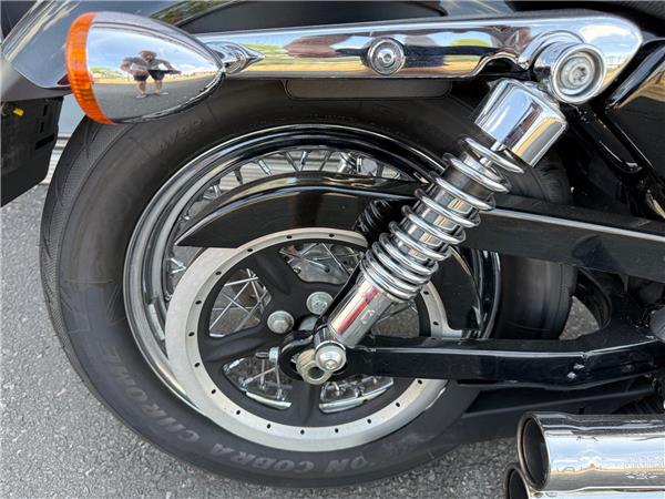 2016 HARLEY-DAVIDSON SPORTSTER XL1200V SEVENTY TWO