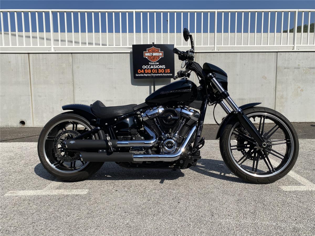 2017 HARLEY-DAVIDSON BREAKOUT