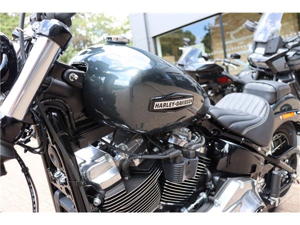 2025 HARLEY-DAVIDSON STREET BOB