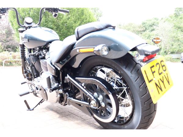 2025 HARLEY-DAVIDSON STREET BOB