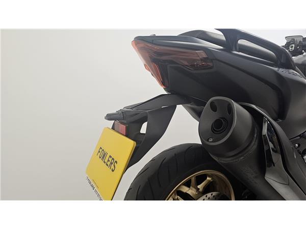 2022 YAMAHA TMAX