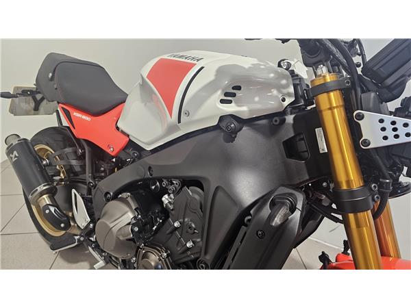 2025 YAMAHA XSR900