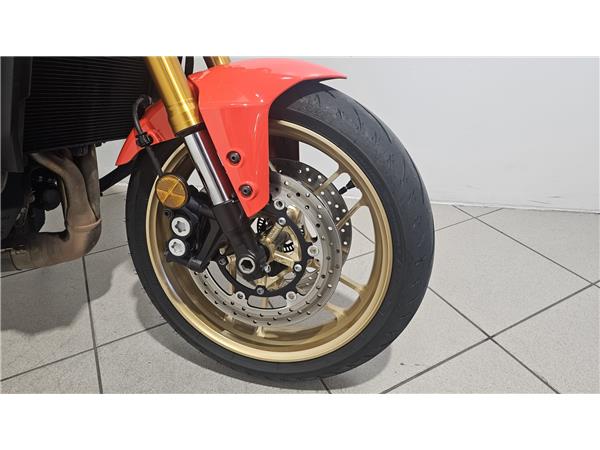 2025 YAMAHA XSR900