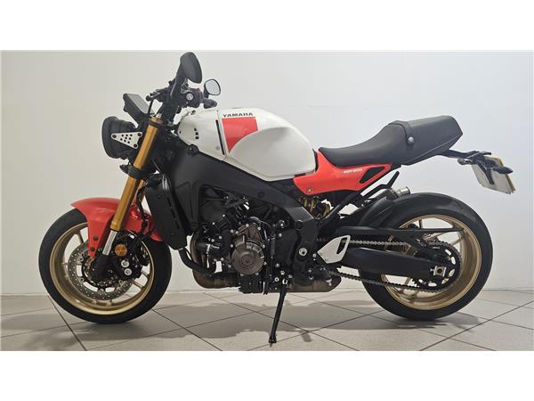 2025 YAMAHA XSR900