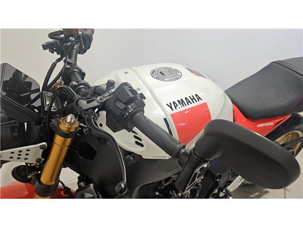 2025 YAMAHA XSR900