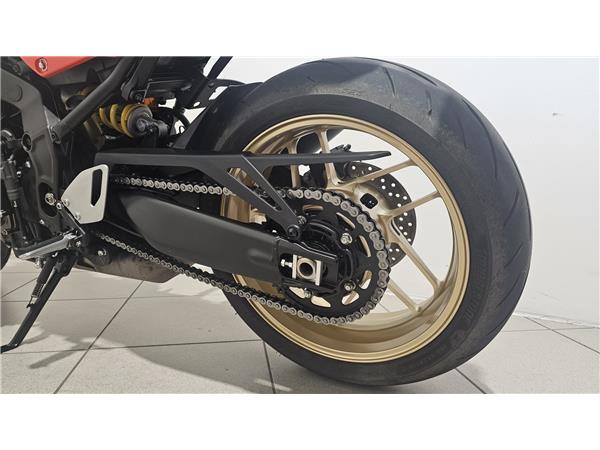 2025 YAMAHA XSR900
