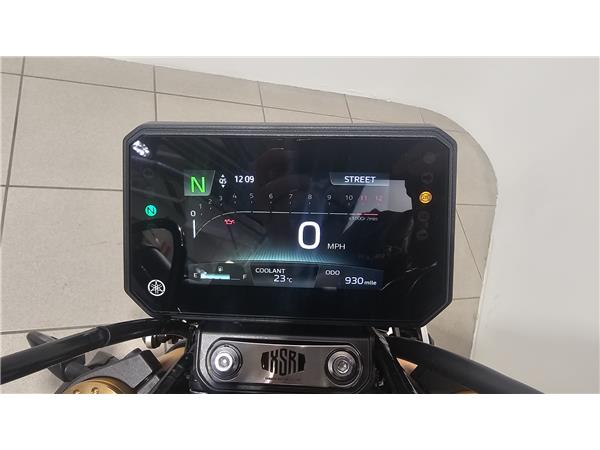 2025 YAMAHA XSR900