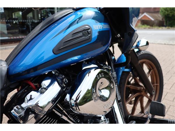 2017 HARLEY-DAVIDSON LOW RIDER
