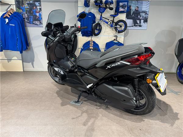2024 YAMAHA XMAX 300 TECH MAX