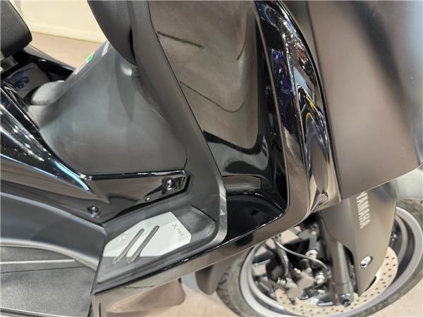 2024 YAMAHA XMAX 300 TECH MAX