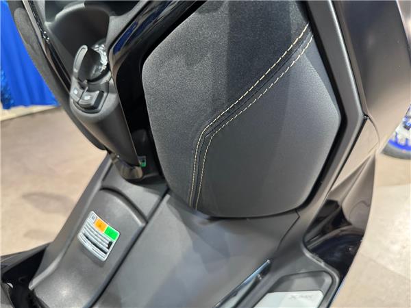 2024 YAMAHA XMAX 300 TECH MAX
