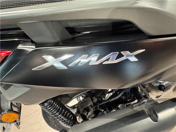 2024 YAMAHA XMAX 300 TECH MAX