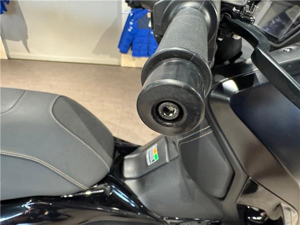 2024 YAMAHA XMAX 300 TECH MAX