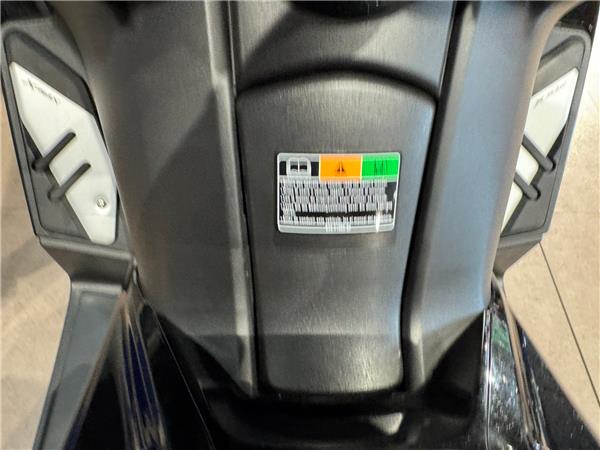 2024 YAMAHA XMAX 300 TECH MAX