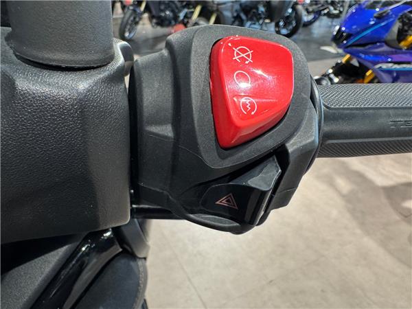 2024 YAMAHA XMAX 300 TECH MAX