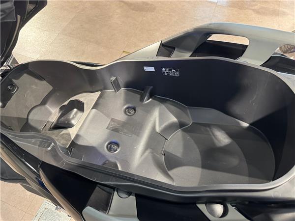 2024 YAMAHA XMAX 300 TECH MAX
