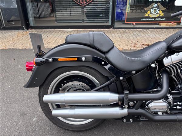 2018 HARLEY-DAVIDSON FAT BOY