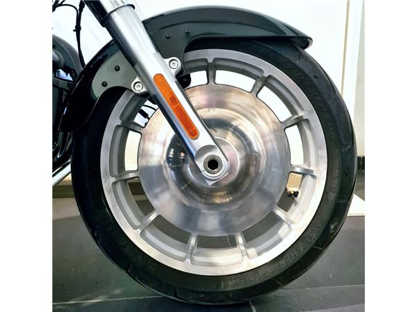 HARLEY-DAVIDSON FAT BOY