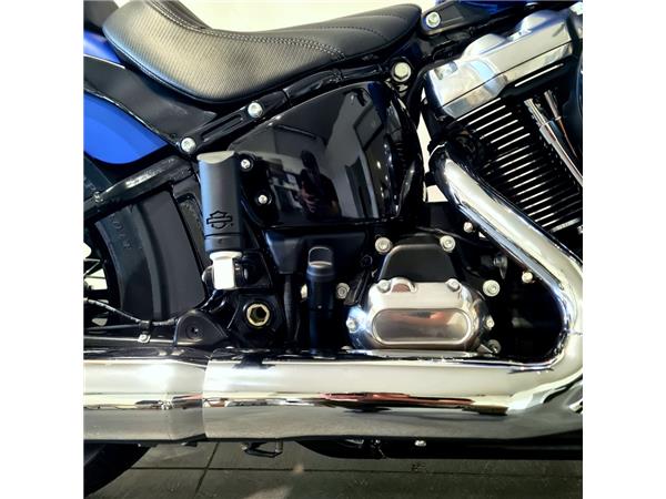 HARLEY-DAVIDSON STREET BOB