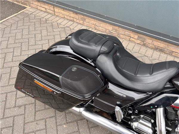 2020 HARLEY-DAVIDSON CVO FLHXSE STREET GLIDE