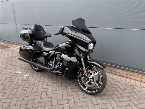 2025 HARLEY-DAVIDSON TOURING FLHXU STREET GLIDE ULTRA