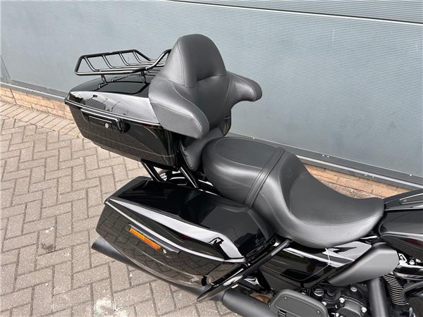 2025 HARLEY-DAVIDSON TOURING FLHXU STREET GLIDE ULTRA