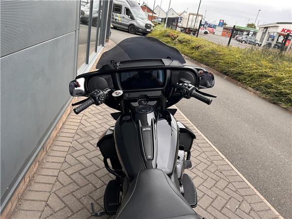 2025 HARLEY-DAVIDSON TOURING FLHXU STREET GLIDE ULTRA
